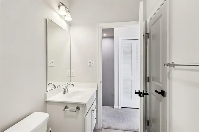 489 Nolan Cir gallery image 2