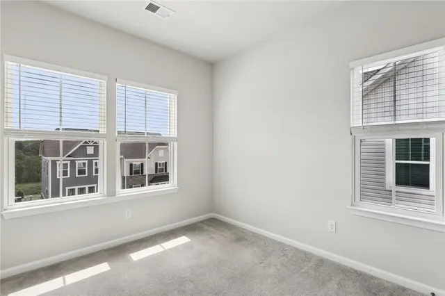 489 Nolan Cir gallery image 14