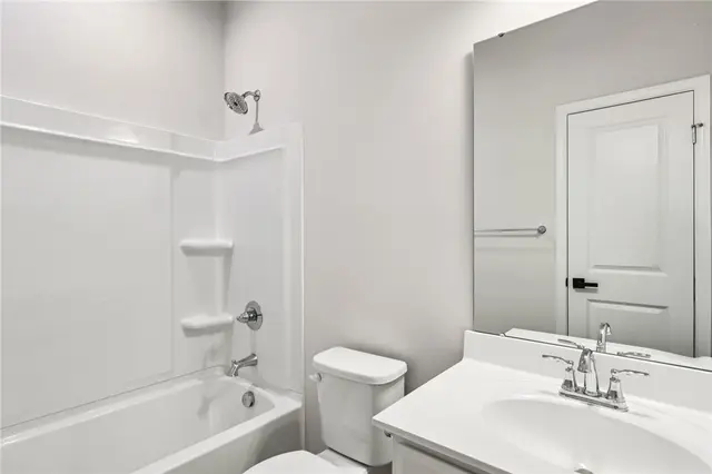 489 Nolan Cir gallery image 18