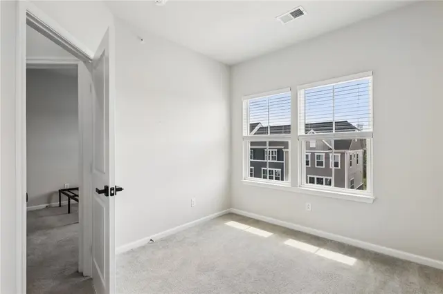 489 Nolan Cir gallery image 36