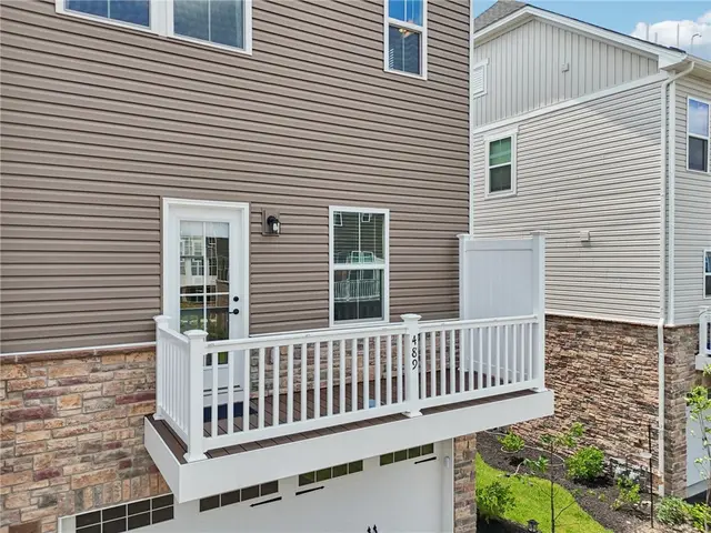 489 Nolan Cir gallery image 45