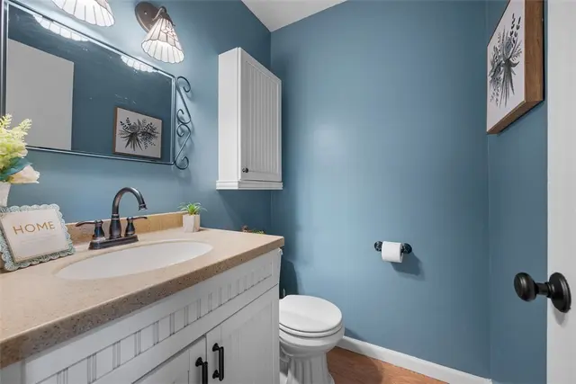 4899 Sioux Court gallery image 9