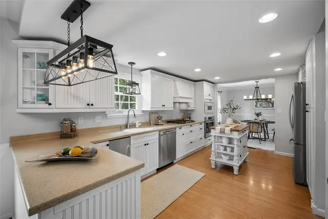 4899 Sioux Court gallery image 17