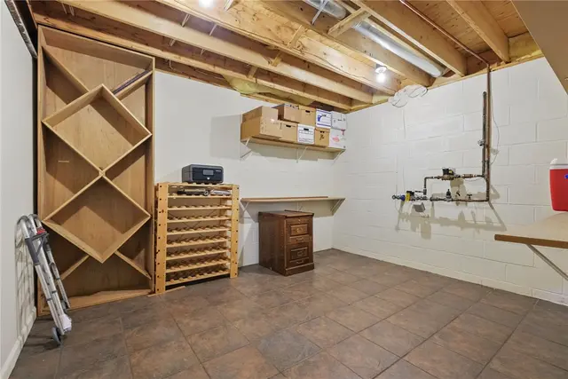 4907 Oakhurst Ave gallery image 27