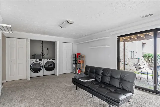 491 Cherry Ct gallery image 6