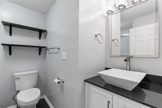491 Cherry Ct gallery image 11