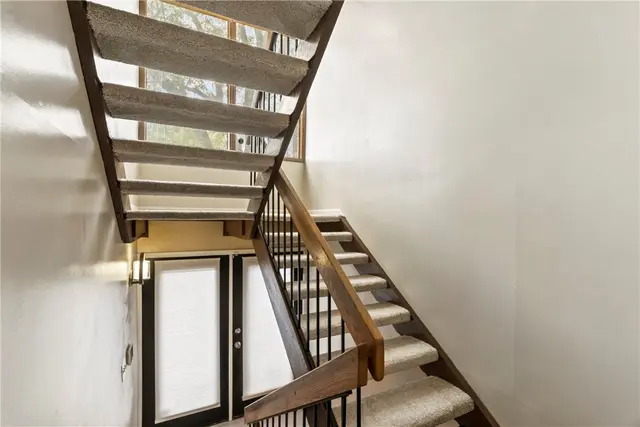 491 Cherry Ct gallery image 19