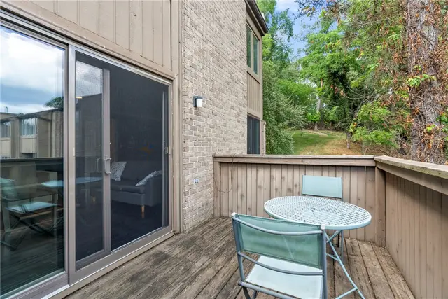 491 Cherry Ct gallery image 22