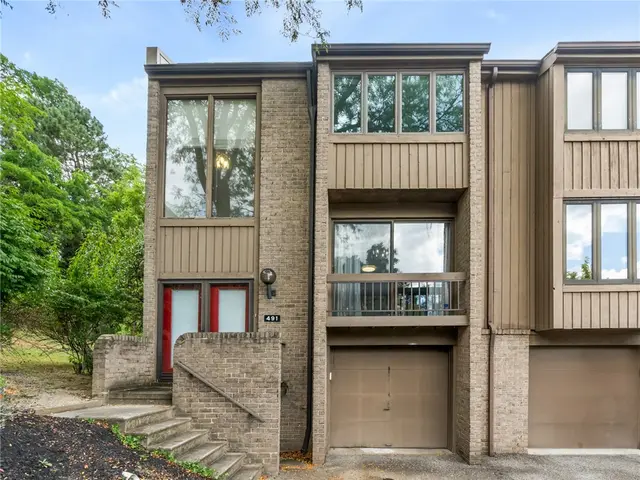 491 Cherry Ct