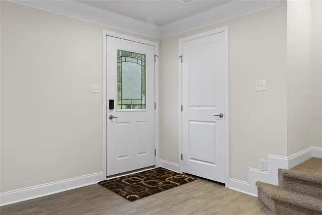 491 Fairmont Dr gallery image 23