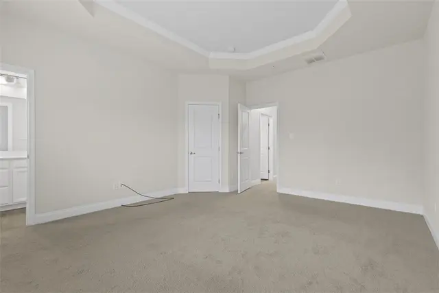 491 Fairmont Dr gallery image 25