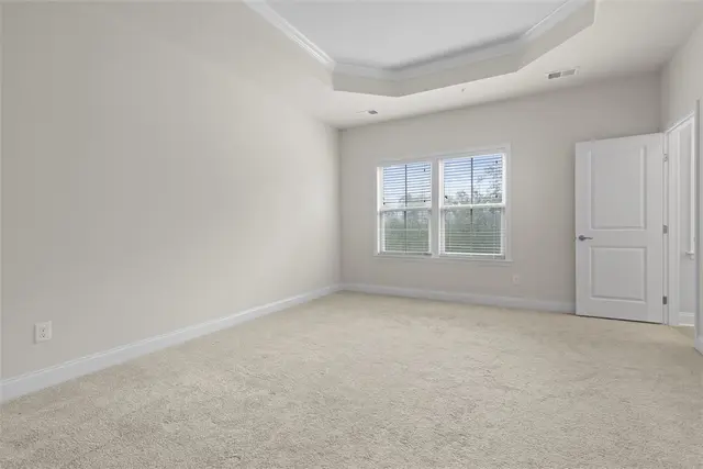 491 Fairmont Dr gallery image 27