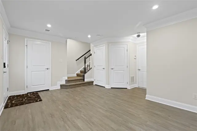 491 Fairmont Dr gallery image 38