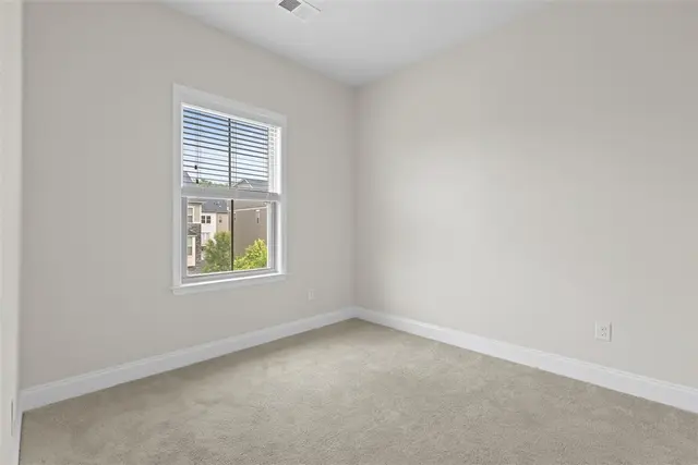 491 Fairmont Dr gallery image 48