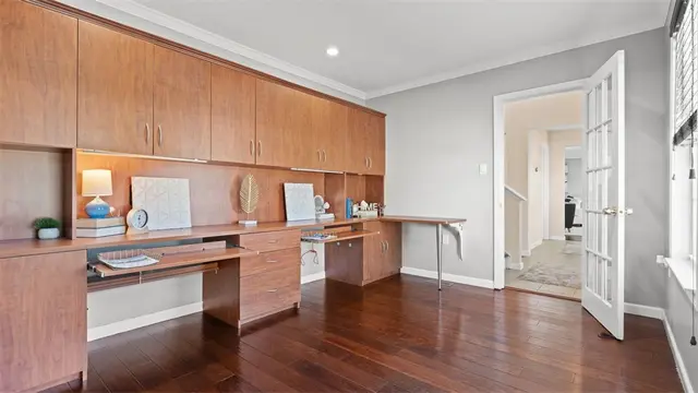 4929 Apple Ridge Dr gallery image 9