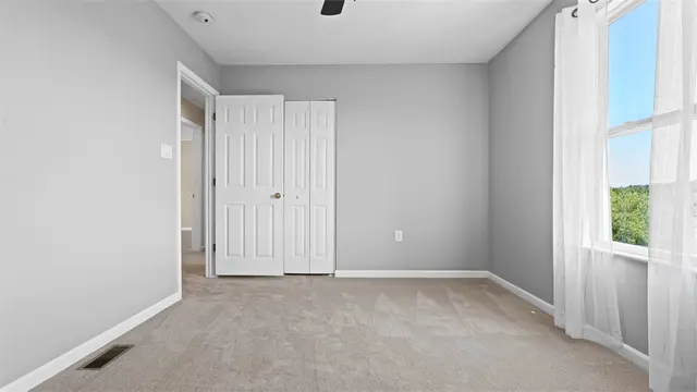 4929 Apple Ridge Dr gallery image 10