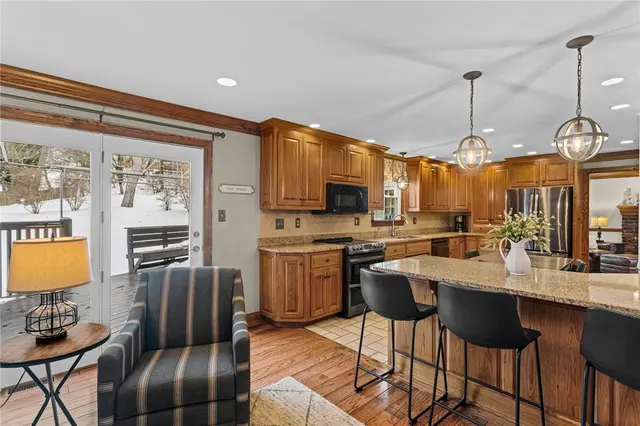 4935 Field Acres Dr gallery image 6