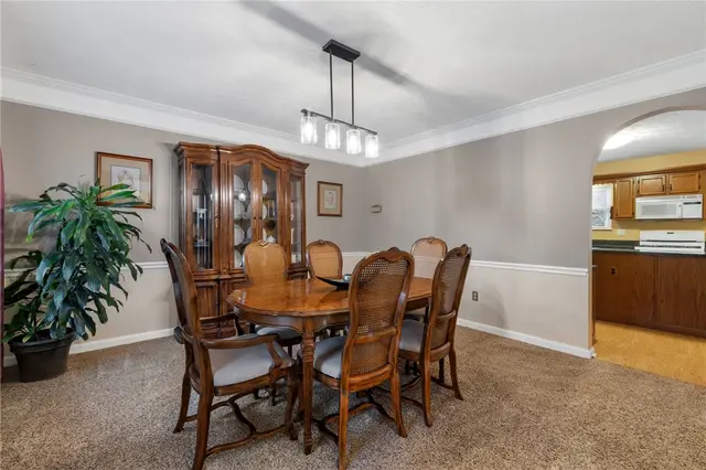 4948 Meadow Crest Dr gallery image 37