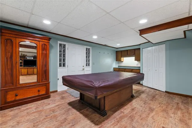 4948 Meadow Crest Dr gallery image 43
