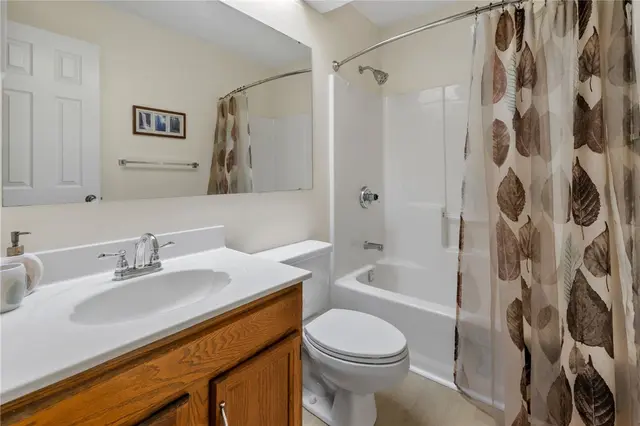 4948 Meadow Crest Dr gallery image 45