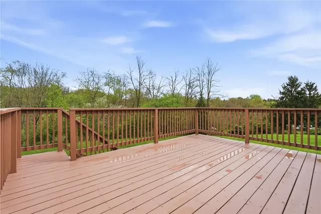 4972 Field Acres Dr gallery image 9