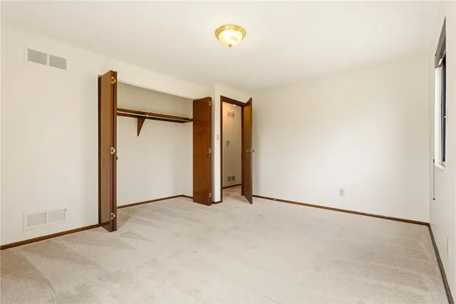 4972 Field Acres Dr gallery image 23