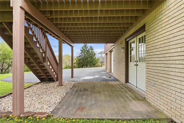 4972 Field Acres Dr gallery image 28