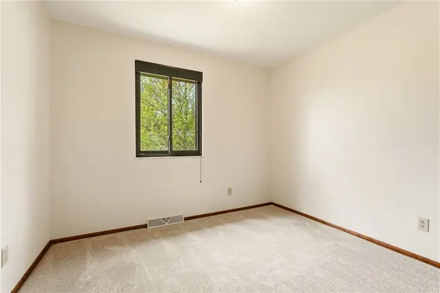 4972 Field Acres Dr gallery image 40