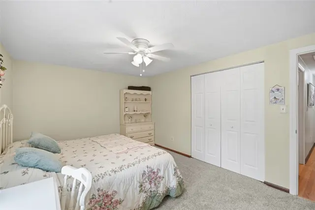 4996 Graphic Dr gallery image 22