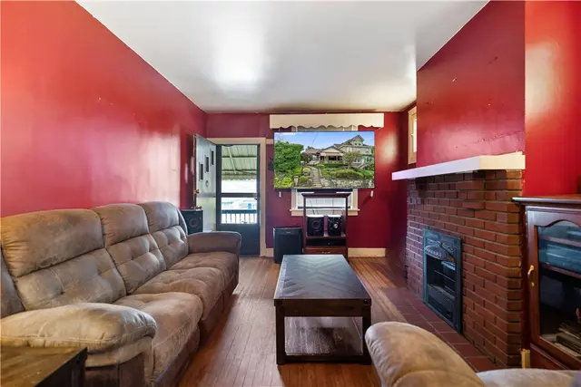 5 Oakley Avenue gallery image 3