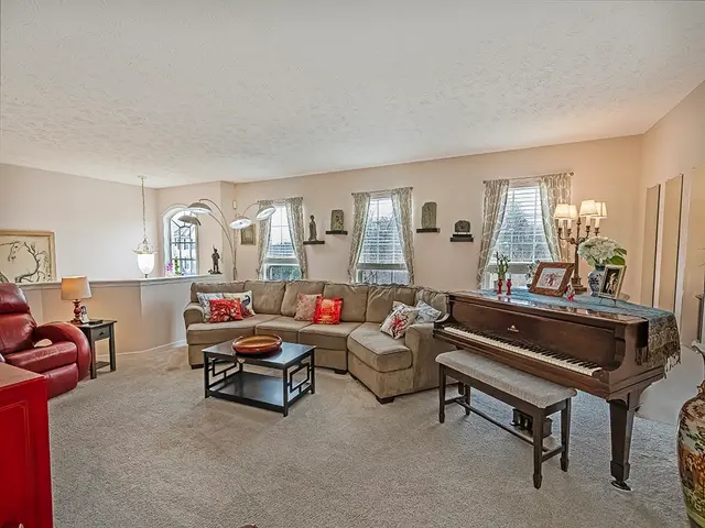 5003 Foxwood Ct gallery image 6