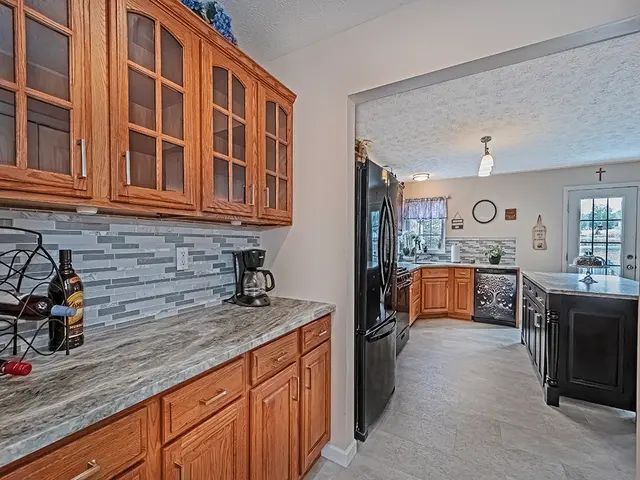 5003 Foxwood Ct gallery image 13