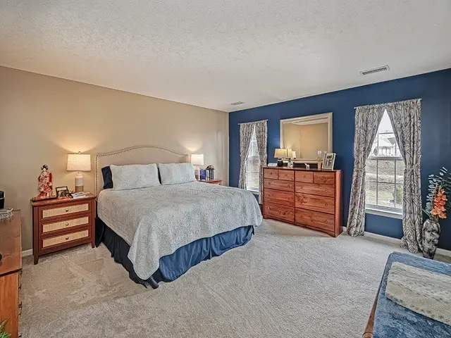 5003 Foxwood Ct gallery image 18