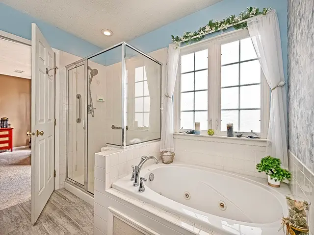 5003 Foxwood Ct gallery image 21
