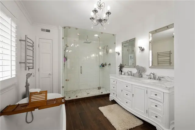 501 Hillside gallery image 10