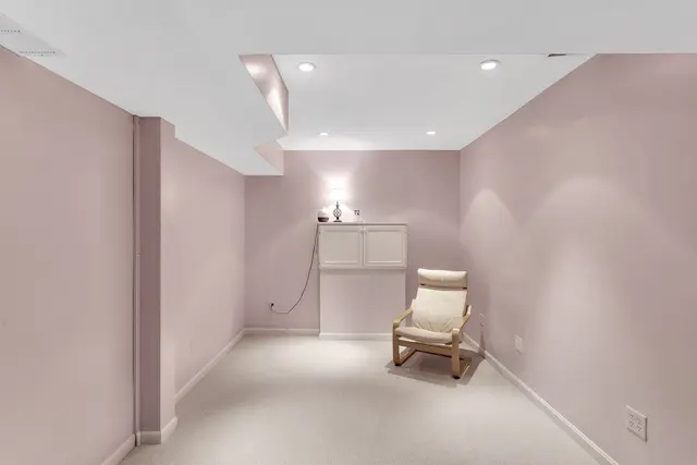 501 Linden Court gallery image 6