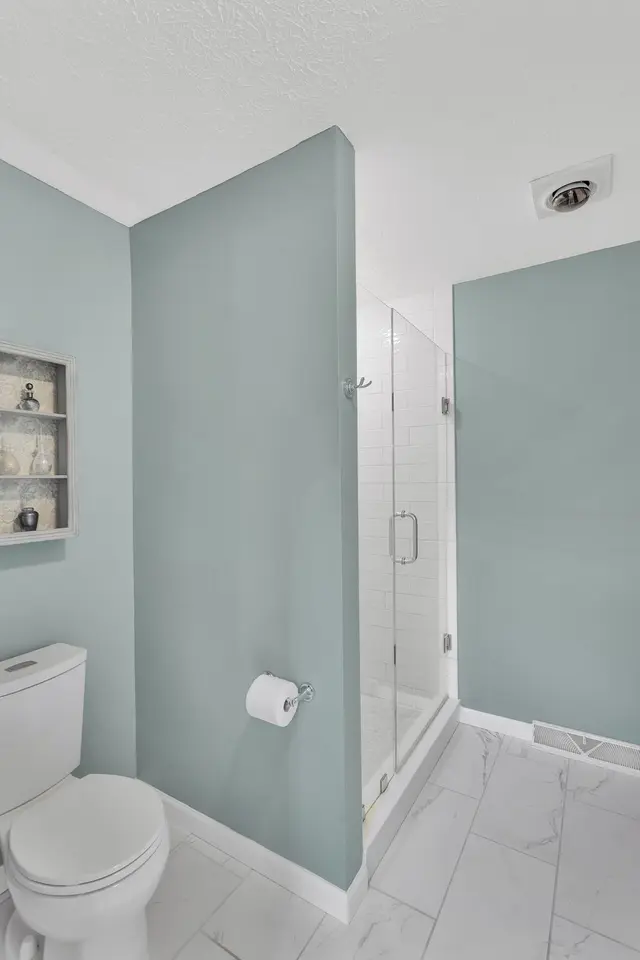 501 Linden Court gallery image 9