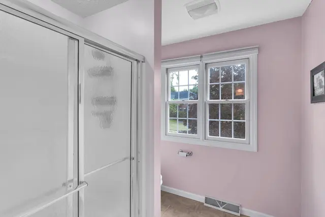 501 Linden Court gallery image 13