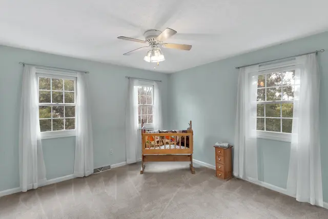 501 Linden Court gallery image 34