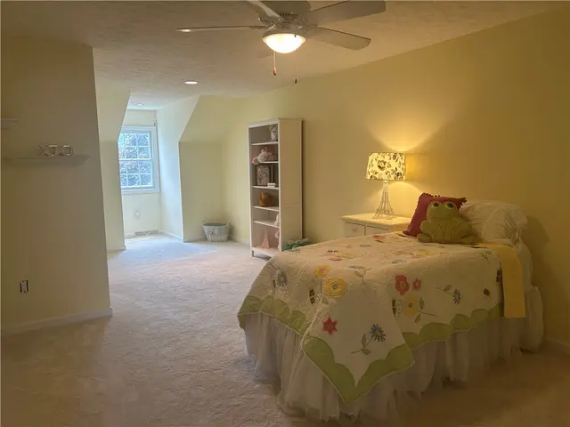 501 Linden Court gallery image 38
