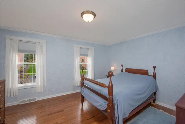 501 Northglen Court gallery image 11