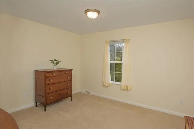 501 Northglen Court gallery image 14