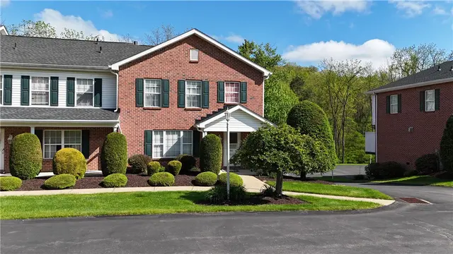 501 Northglen Court gallery image 18