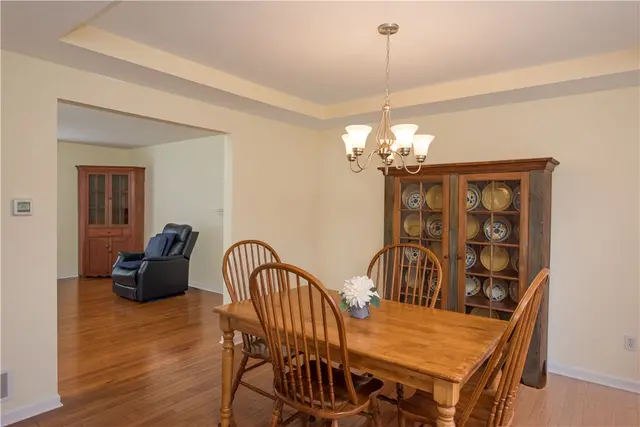 501 Northglen Court gallery image 27
