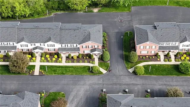501 Northglen Court gallery image 30