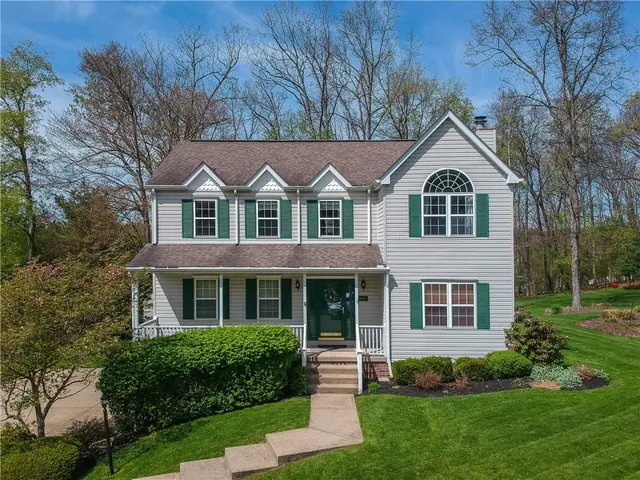 501 Saint Phillips Ct gallery image 2