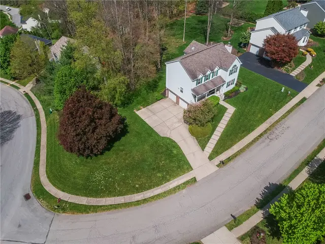 501 Saint Phillips Ct gallery image 30