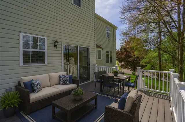 501 Saint Phillips Ct gallery image 31
