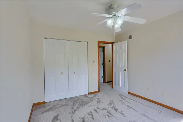 501 Saint Phillips Ct gallery image 17