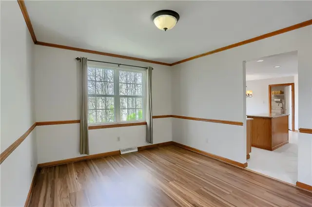 501 Saint Phillips Ct gallery image 37